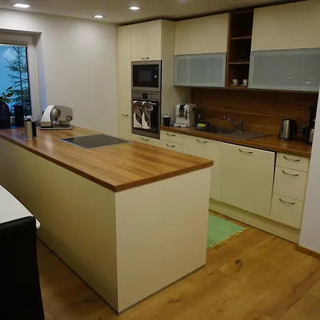 Jagd Trifft Moderne & Boutique Jardin * 애나버그임라메탈