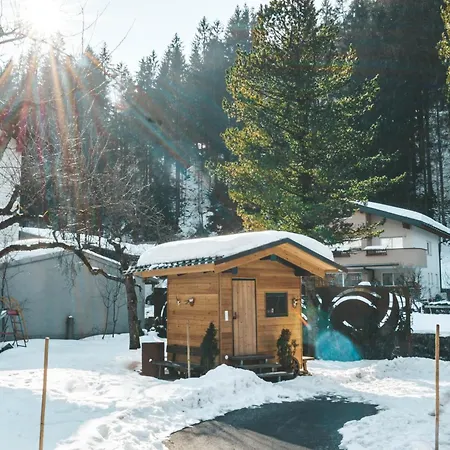 Jagd Trifft Moderne & Boutique Jardin Apartment Annaberg im Lammertal