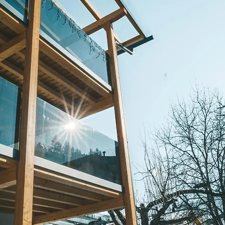 Jagd Trifft Moderne & Boutique Jardin * 애나버그임라메탈