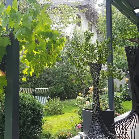 Jagd Trifft Moderne & Boutique Jardin Аннаберг-им-Ламмерталь